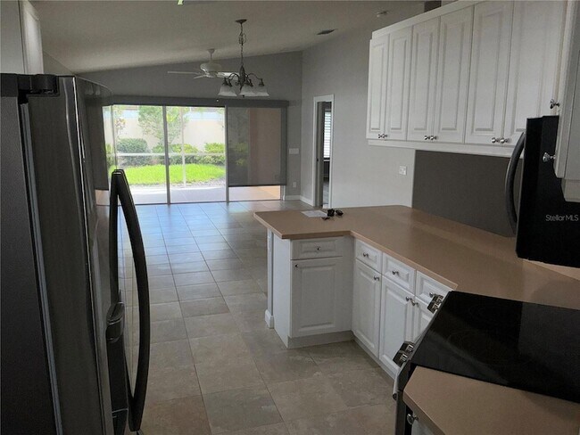 Building Photo - 11616 Garessio Ln