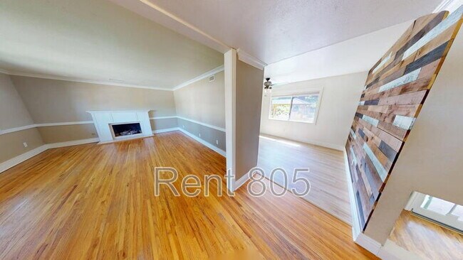 Building Photo - 1239 Rotella St