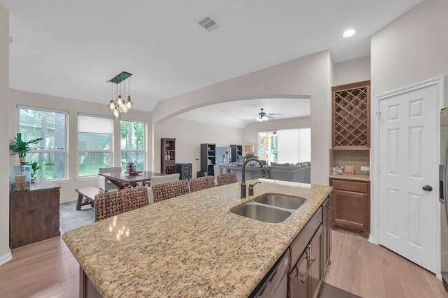 Building Photo - 66 N Whistling Swan Pl