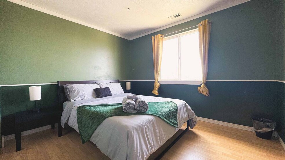 Building Photo - 14380 Henry Day Rd