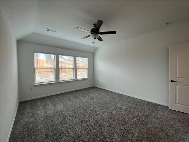 Building Photo - 10412 Spanish Jennet Wy