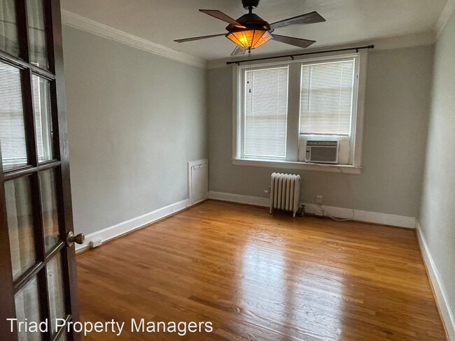 Building Photo - 2 br, 1 bath House - 1013 North Elm St. #C7