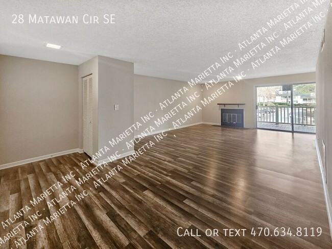 Building Photo - Stylish 2-Bedroom, 2-Bath End-Unit Condo i...