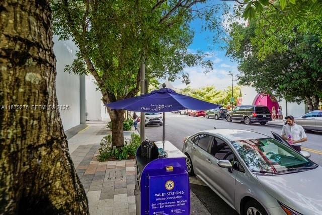 Building Photo - 177 NE 44th St