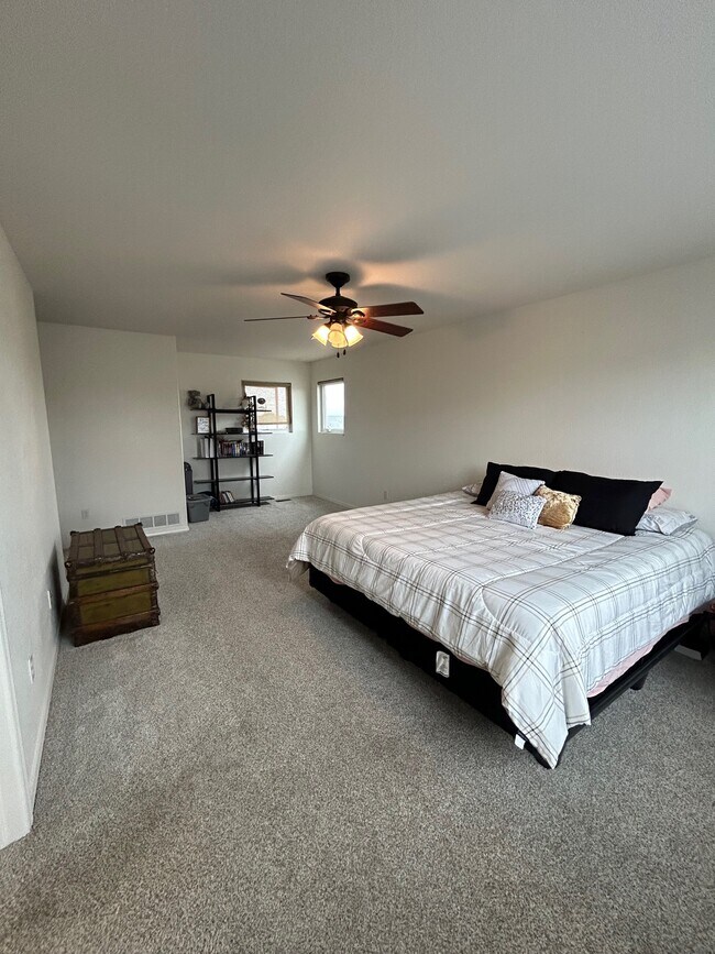 Building Photo - 7368 Prythania Park Dr