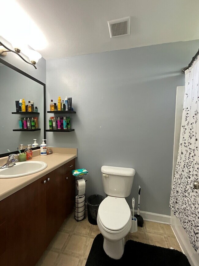 Building Photo - Godley Station Schools