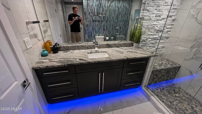 Building Photo - 236 N Keech St