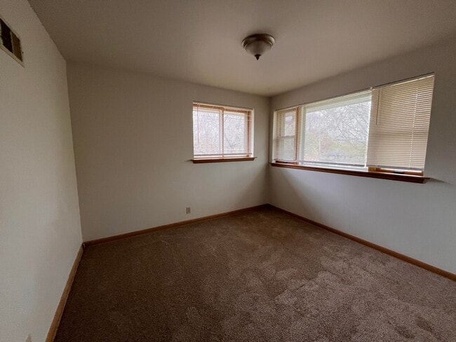 Building Photo - 3465 S 83rd St