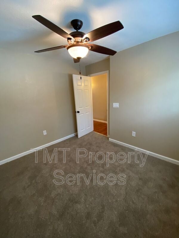 Building Photo - 10087 Emerald Grove Dr