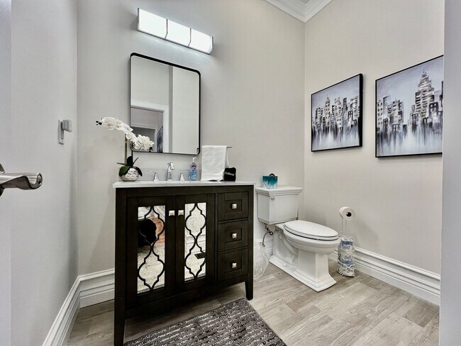 Building Photo - NEW, big, beautiful, Executive Home Libert...