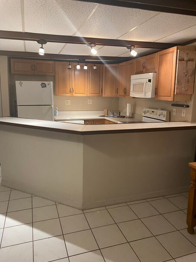 Building Photo - 1426 Castleworks Ln