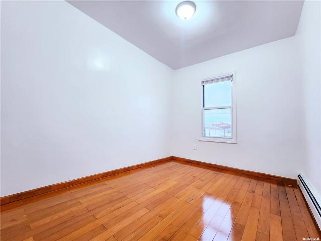 Building Photo - 2 bedroom in Ozone Park NY 11417