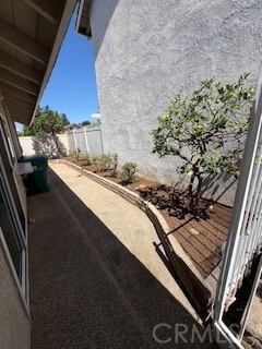 Building Photo - 11 Calandria