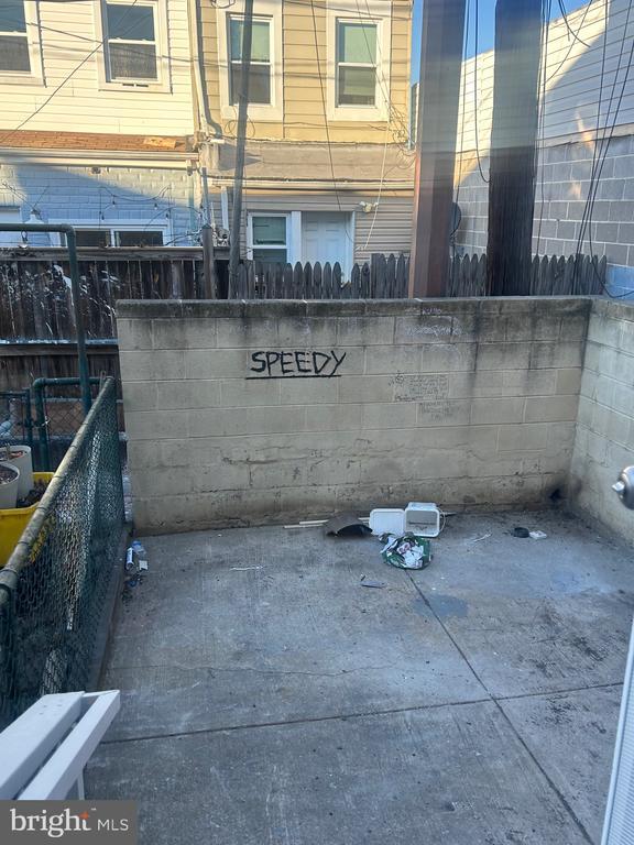 Building Photo - 3510 Mt Pleasant Ave