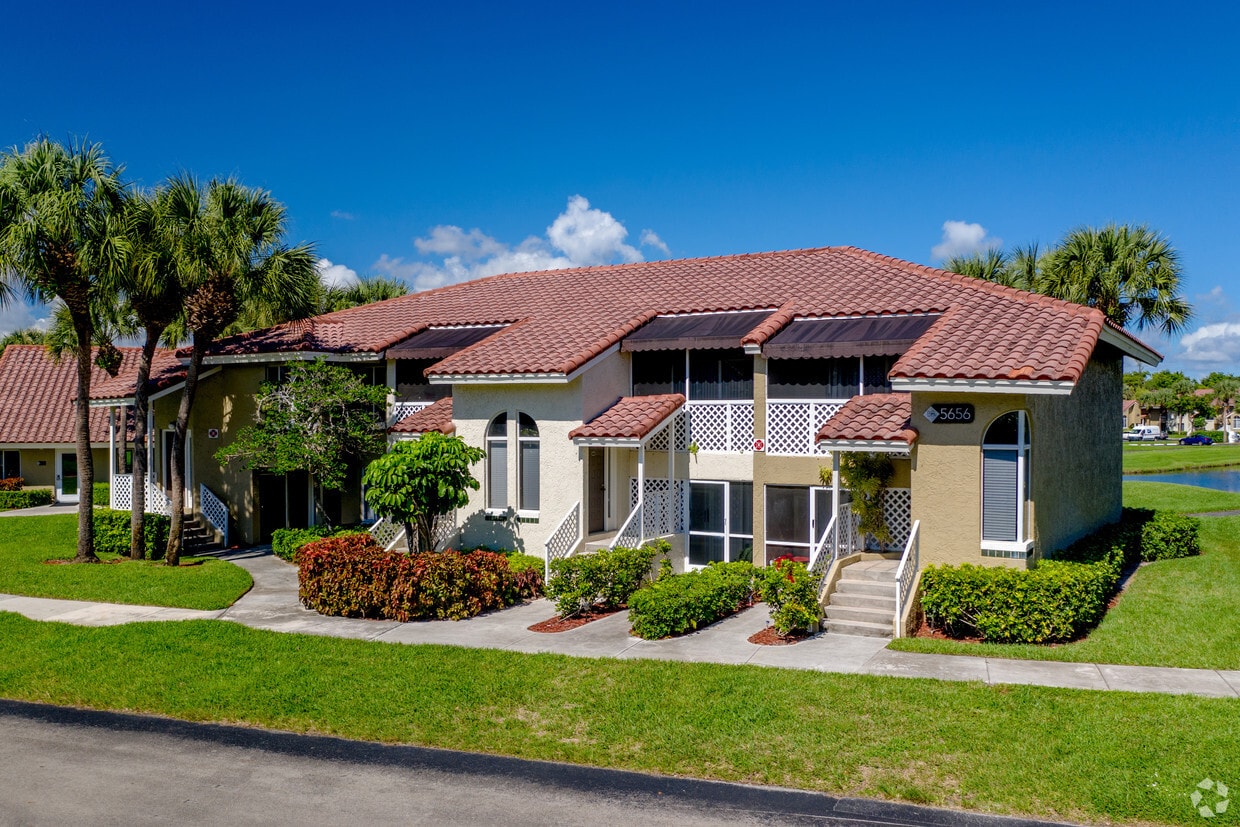 Boca Arbor Club Apartments Boca Raton