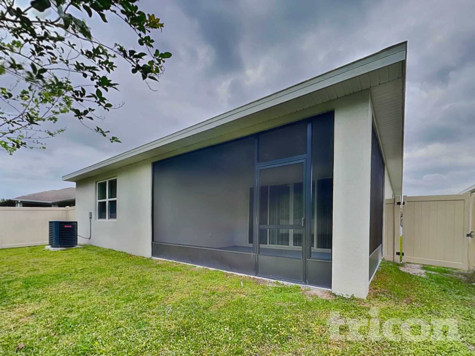 Building Photo - 5725 Arlington River Dr.