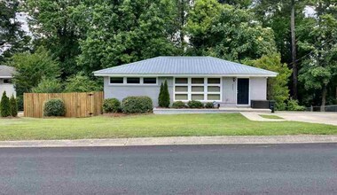 Building Photo - Coming Soon! NEW INVENTORY!!!!