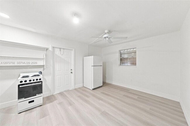Building Photo - 596 NW 109th St