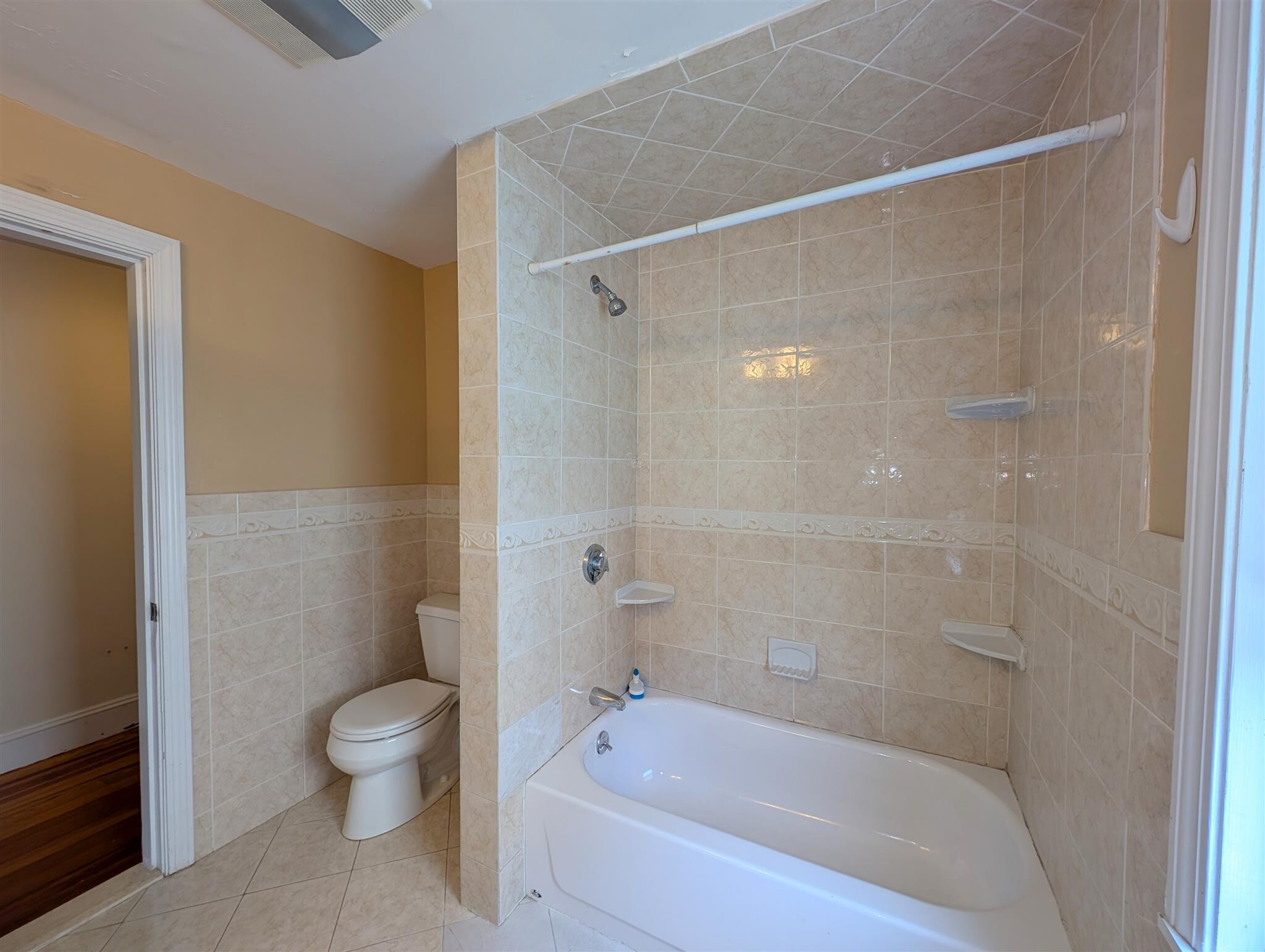 Building Photo - 41 Ossipee Rd