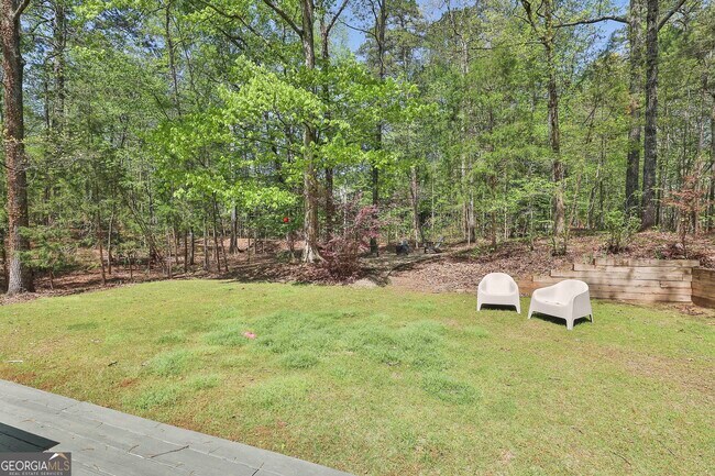 Building Photo - 115 Rolling Green