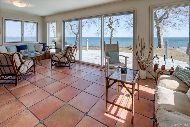 Building Photo - 11120 Main Rd