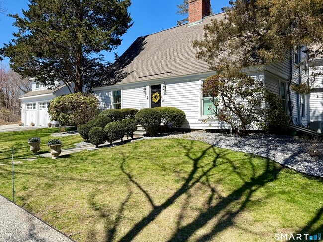 Building Photo - 509 Boston Post Rd