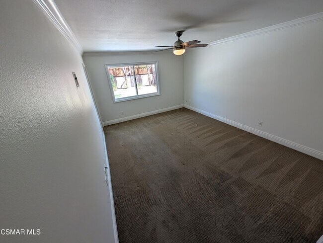 Building Photo - 6465 Danette St