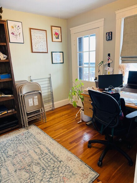 Building Photo - 106 Bennett St