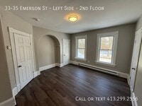 Building Photo - 33-35 Emerson St-Left Side - 2nd Floor