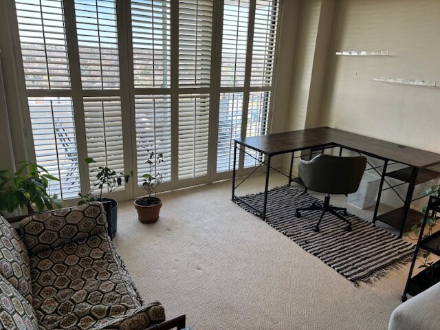 Building Photo - 5101 River Rd