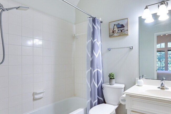 Building Photo - 5911 Indian Hills Ln