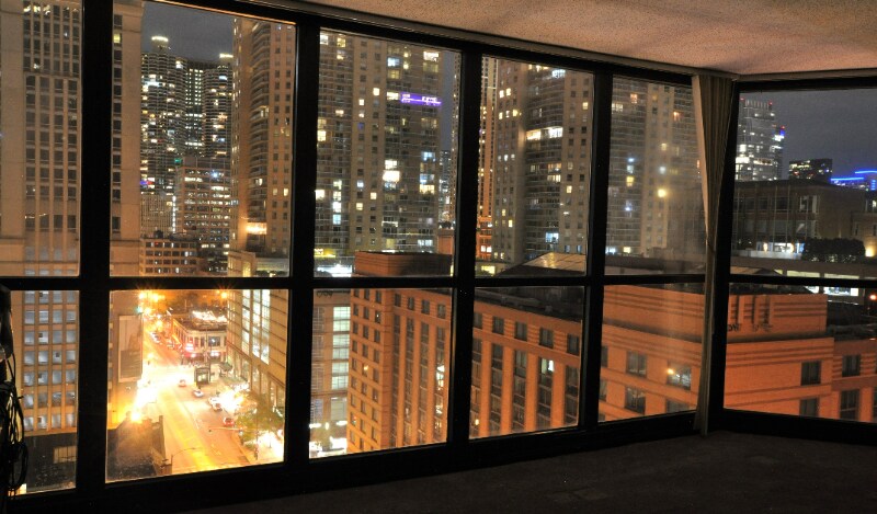 Building Photo - 10 E Ontario St