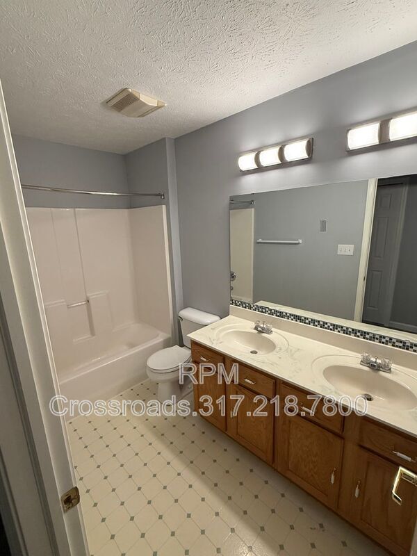 Building Photo - 9230 Eden Woods Ct