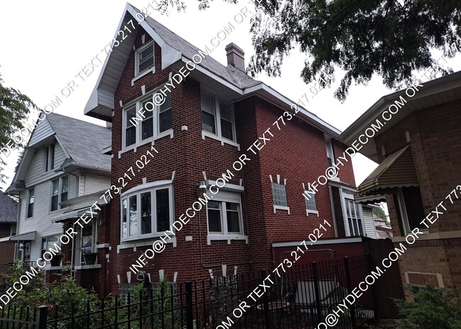Primary Photo - 8723 S Racine Ave