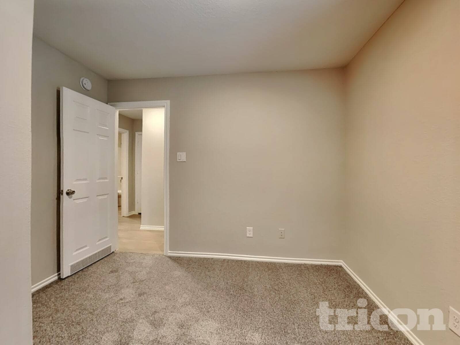 Building Photo - 11151 N Lake Mist Ln