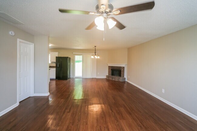 Building Photo - 10108 Nolton Cir