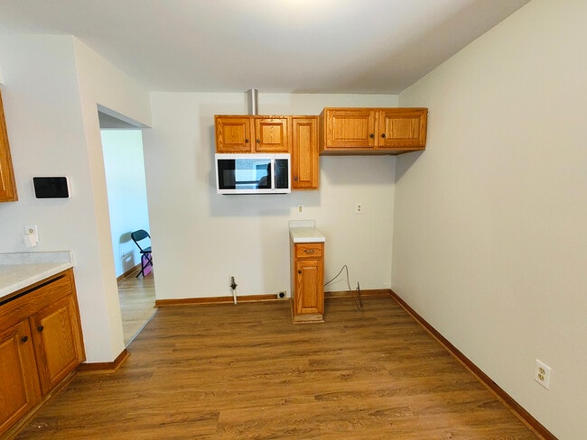 Building Photo - 5921 N 66th St