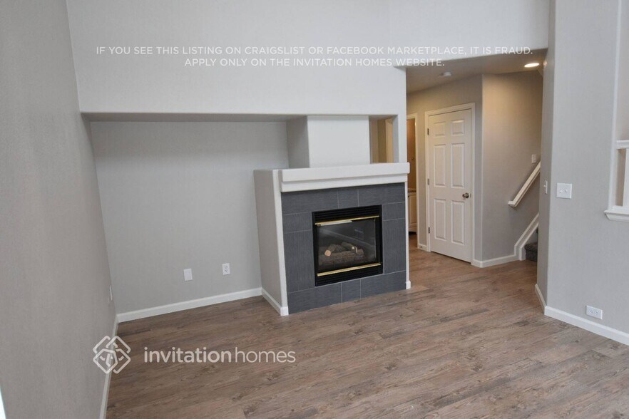Building Photo - 8495 Bluegrass Cir