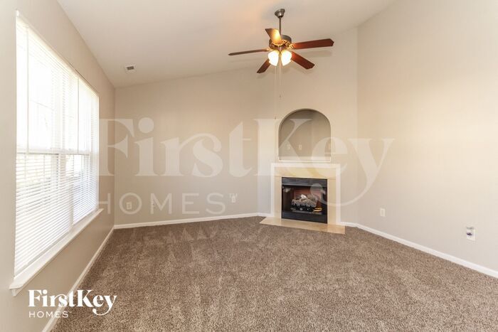 Building Photo - 4616 Trillium Fields Dr