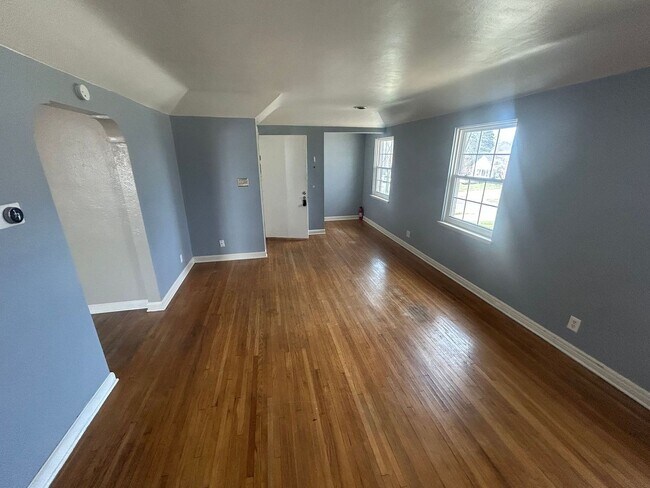 Building Photo - 2734 Powhattan Pkwy