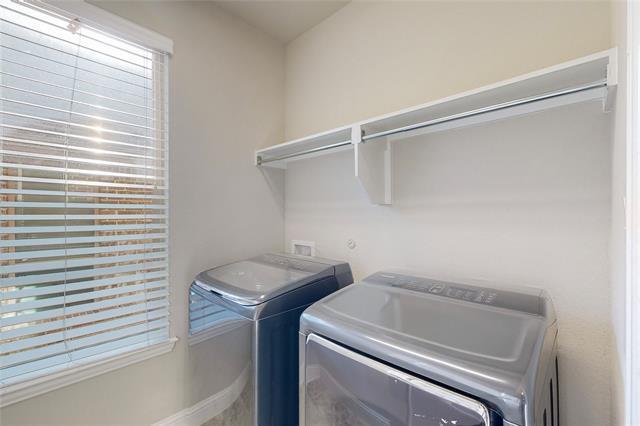 Building Photo - 6505 Mandalay Ct