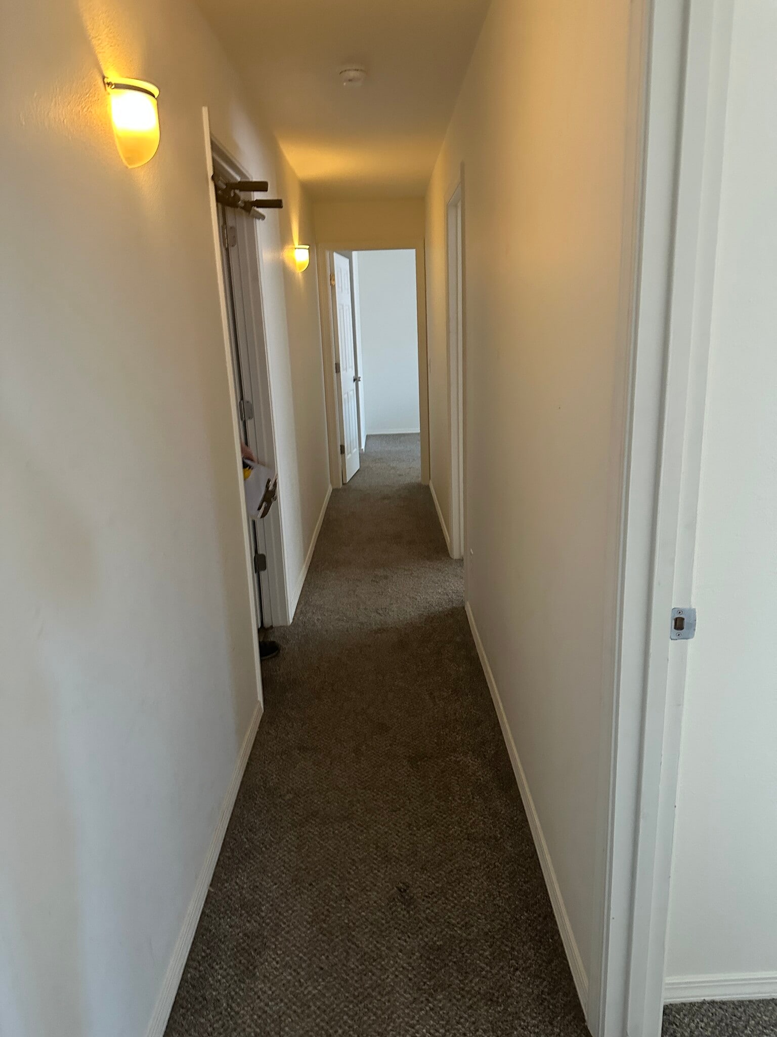 Building Photo - 1096 Longbow Ln