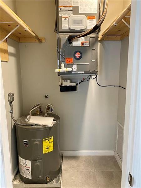 Building Photo - 2121 N Ocean Blvd