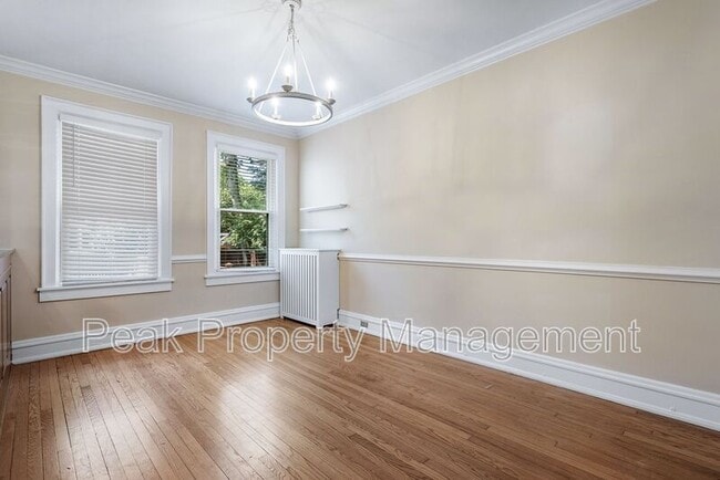 Building Photo - 3307 Grove Ave