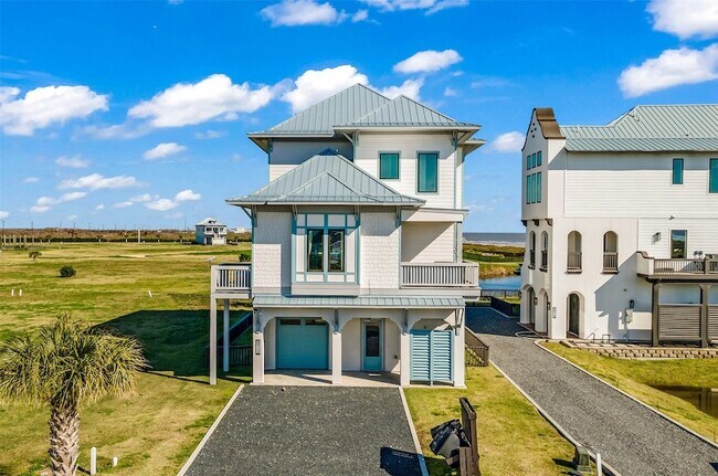 Building Photo - 312 Seagrass