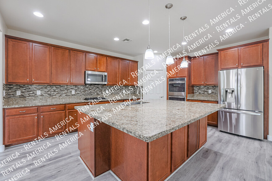 Building Photo - 21948 N 98th Dr