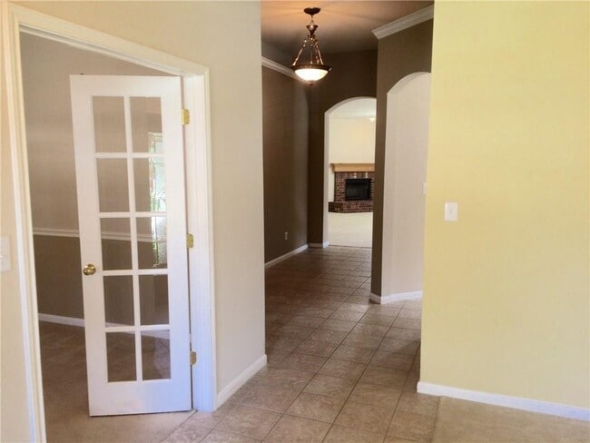 Building Photo - 15409 Fisher Island Dr
