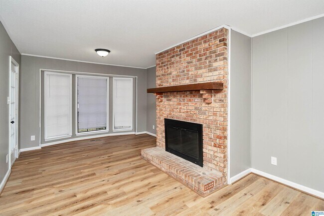 Building Photo - 18 Polaris Cir