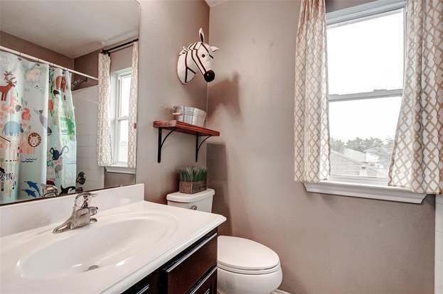 Building Photo - 24419 Travis House Ln