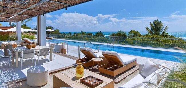 Building Photo - 2301 Collins Ave